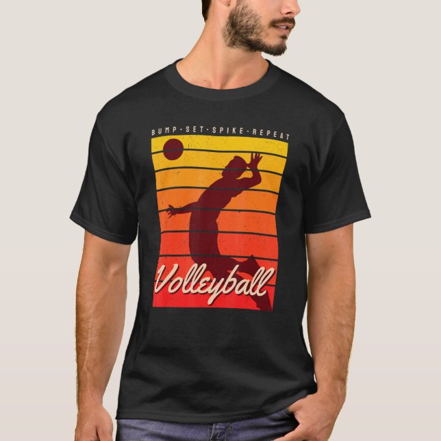 Camiseta Repito: Coach Bump Set Spike (Frente)