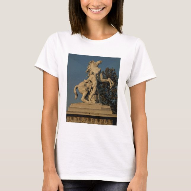 Camiseta Réplica de um dos dois "Cavalos Marly" originalmen (Frente)