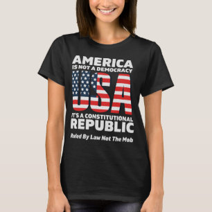 Camiseta República Constitucional Regulada Por Lei Não A Mo
