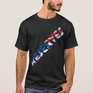 Camiseta RESERVAS na Waving American Flag Font