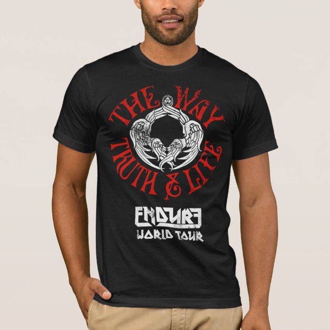 Camiseta RESISTA o t-shirt da EXCURSÃO do MUNDO (Frente)