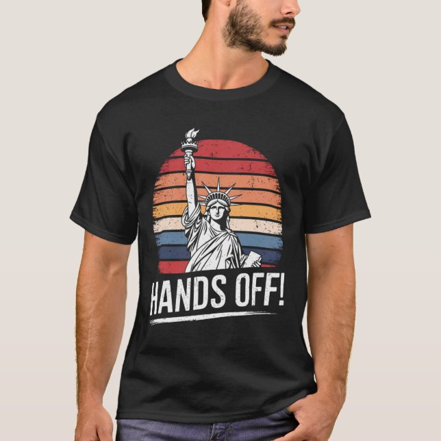 Camiseta Resistência À Estátua Da Resistência Da Liberdade  (Frente)