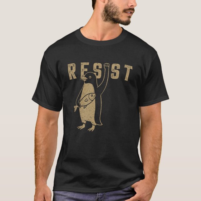 Camiseta Resistência Ao Ativismo Do Pinguim Vintage Gráfico (Frente)