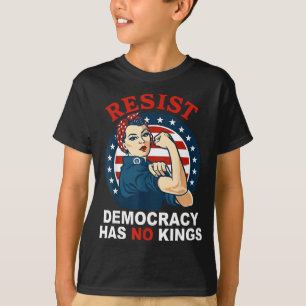 Camiseta Resistir A Democracia Tem Reis Mulher Menina Améri