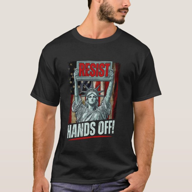 Camiseta Resistir Estátua da Liberdade Mãos Fora Protesto (Frente)