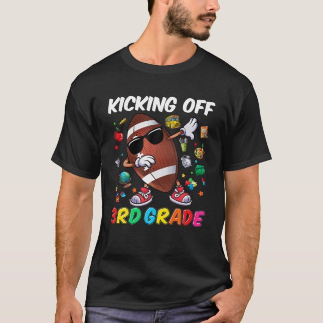 Camiseta Retirar Rapazes Da 3ª Série Da Escola (Frente)