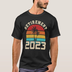 Camiseta Retirem 2023 Vintage Beach Para Coworker Retirem