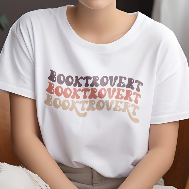 Camiseta Retorna de Booktrovert do Livro de Cor Mudada (Criador carregado)