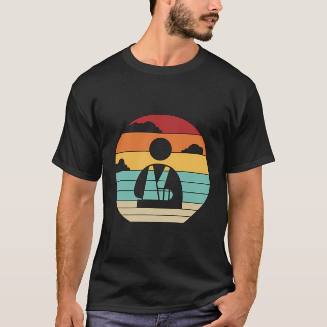 Camiseta Retorna Perna do Braço Quebrada Osso Quebrado Dedo (Frente)