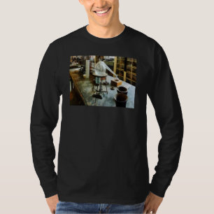 Camiseta Retorta no laboratório de Chem