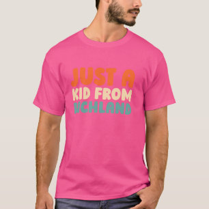 Camiseta Retrai-Nos A Cidade Americana Apenas Uma Criança D