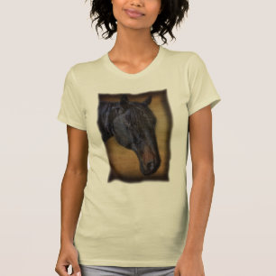 Camiseta Retrato de Cavalo Negro no efeito de pergaminho ru