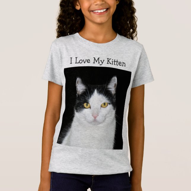 Camiseta Retrato de Gato Preto e Branco (Frente)