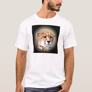 Camiseta Retrato de Guepardo sob Lua Cheia: A Graça da Natu