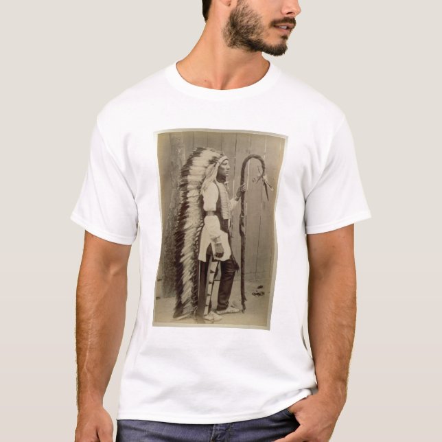 Camiseta Retrato de um nativo americano 'de Buffalo Bill (Frente)