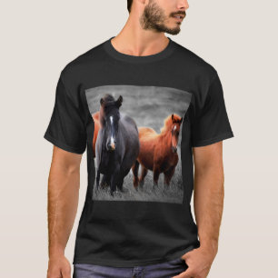 Camiseta Retrato dos Cavalos: Fotografia Colorida Seletiva