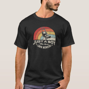 Camiseta Retrô Apenas Um Menino Que Ama Lawn Mowers Lawn Mo