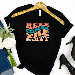 Camiseta Retro Aqui Vem a Festa Despedida de Solteira