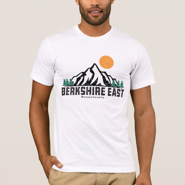 Camiseta Retro Berkshire East Ski Mountain Sunset (Frente)