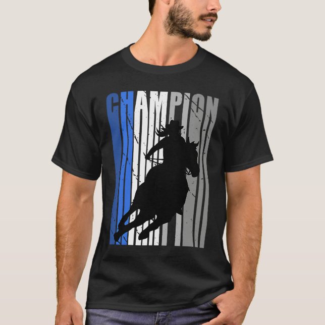 Camiseta Retro Blue Cowgirl Champion Horse Riding Barrel Ra (Frente)