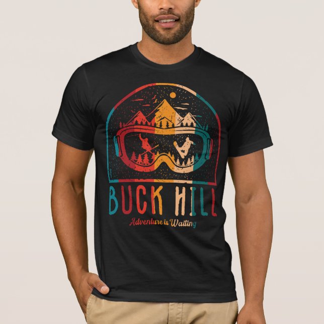 Camiseta Retro Buck Hill Ski Adventure (Frente)