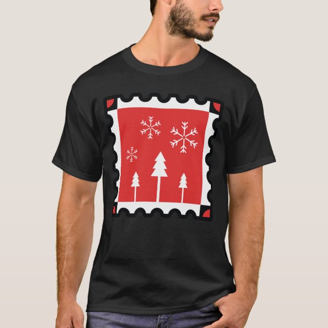 Camiseta Retro Christmas Forest Red Winter Pines & Snowfl (Frente)