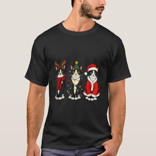 Camiseta Retro Christmas Tuxedo Cat Santa Reindeer  (Frente)