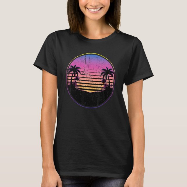Camiseta Retro Coconut Palm Trees Beach Sunset Tropical Sum (Frente)
