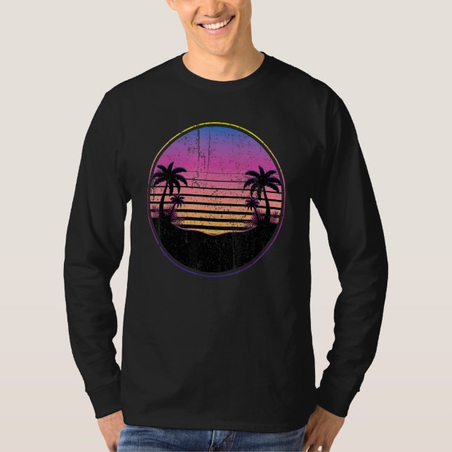 Camiseta Retro Coconut Palm Trees Beach Sunset Tropical Sum (Frente)