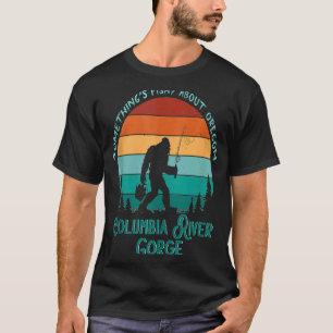 Camiseta Retro Columbia River Gorge Oregon Sasquatch Fishin