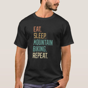 Camiseta Retro Comer Dormir Montanha Repetitiva