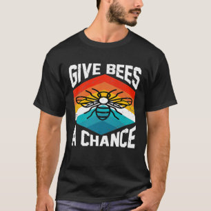 Camiseta Retro Dá Às Abelhas Uma Oportunidade Para O Guar