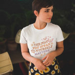 Camiseta Retro Daisy and Butterflies Cote T Shirt<br><div class="desc">Este design com a citação "A maneira como você fala consigo mesmo importa" e um retrorreflector gráfico colorido de margaridas e borboletas é um poderoso lembrete para ser gentil com você mesmo e praticar o amor próprio. Esta design é perfeita para quem quer espalhar uma mensagem de amor próprio e...</div>