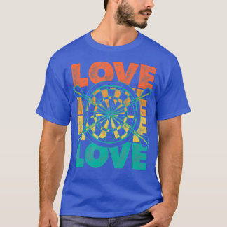 Camiseta Retro Dart Player Love Word Tema Gráfico Design