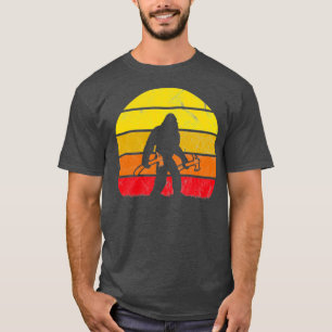 Camiseta Retrô De Sasquatch Ax Bigfoot