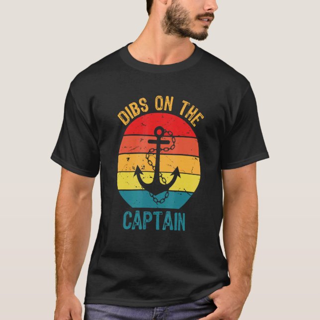 Camiseta Retro Dibs on the Captain Pirate (Frente)