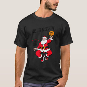 Camiseta Retro Engraçado Ele É Papai noel Rizzy Jogando Bas