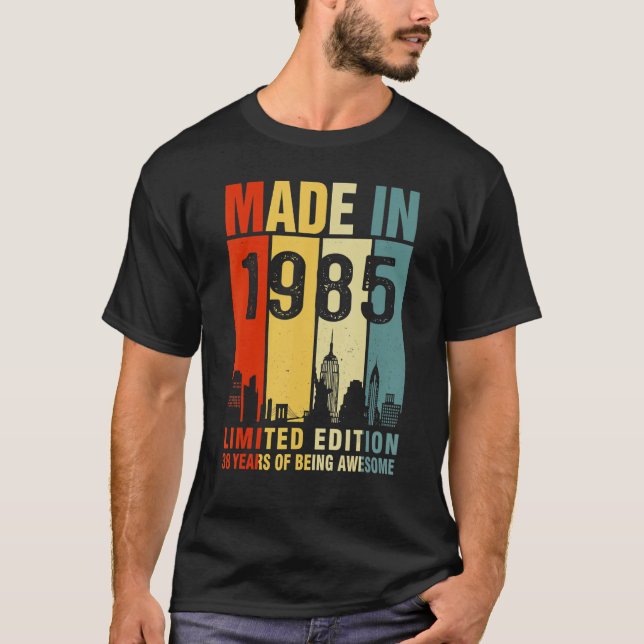 Camiseta Retrô Fez Em 1985 38 Anos Sendo Incrível (Frente)
