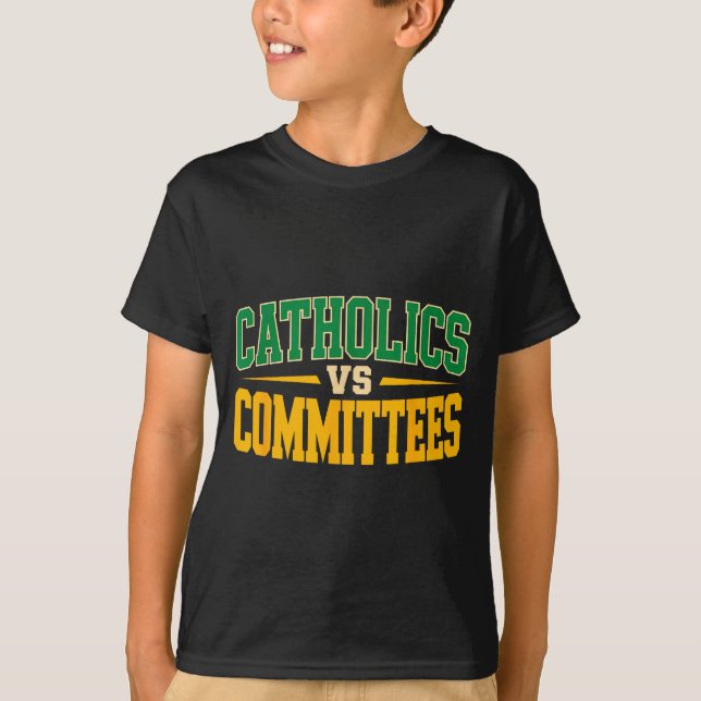 Camiseta Retro Funny Trendy Sarcastic Saying Catholics Vs C (Frente)