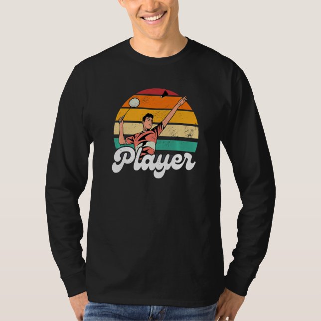 Camiseta Retro Graphic Badminton Player Shuttlecock Player  (Frente)