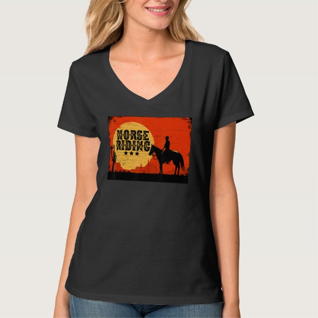 Camiseta Retro Graphic Horse Lover Equestrian Rider Horses  (Frente)