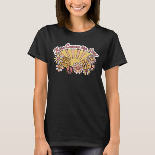 Camiseta Retro Groovy   Aqui vem o gráfico da vindima solar