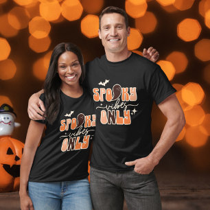 Camiseta Retro Groovy Halloween Spooky apenas