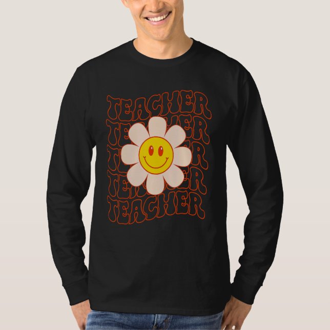 Camiseta Retro Groovy Teacher Happy Face Cute Daisy Flower  (Frente)