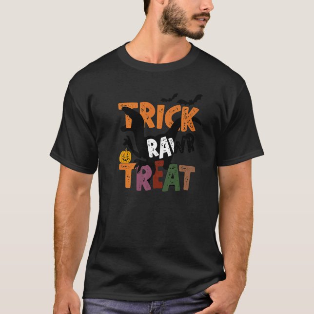 Camiseta Retro Groovy Trick Rawr Treat Dinossaur Boys Hallo (Frente)