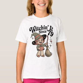 Camiseta Retro Kids Halloween 70s Cute Witch Tee