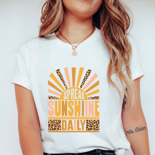 Camiseta Retro Leopard Explosão Solar; Espalhe Alegria Diar (Criador carregado)
