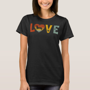 Camiseta Retro Love Themed Cute Dachshund Dog Graphic Valen