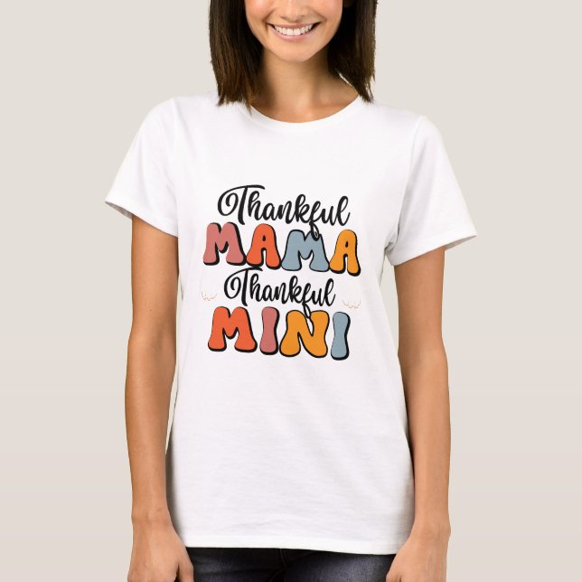 Camiseta Retro Mamãe Grata Mini Grata - Outono (Frente)