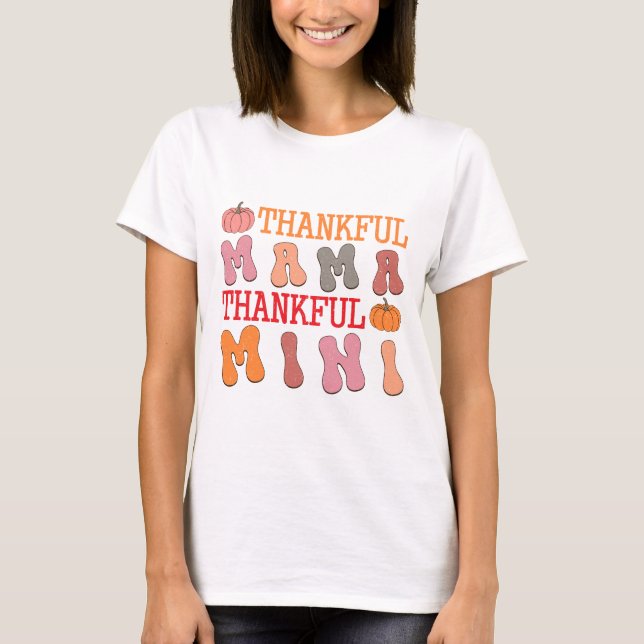 Camiseta Retro Mamãe Grata Mini Grata - Outono (Frente)